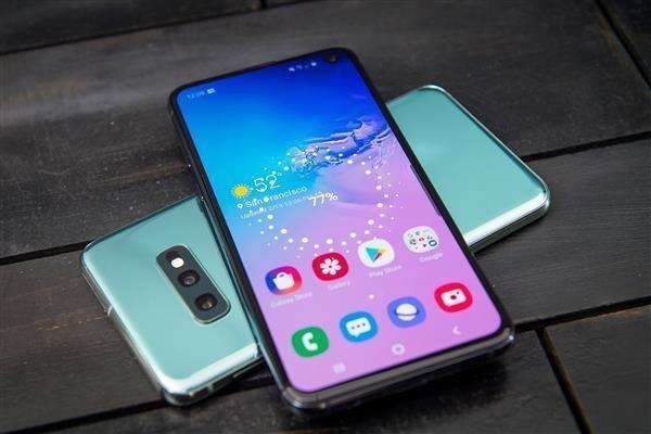 苹果怎么查是不是5G版:不支持5G几乎没有创新的iPhone 11，为什么可以预购爆棚？